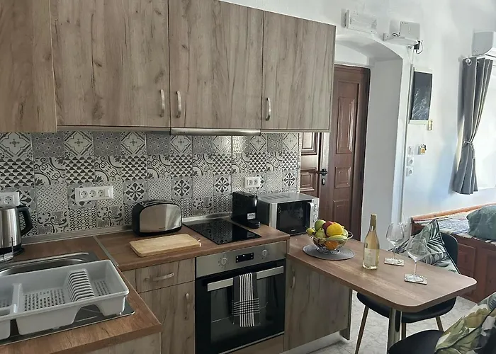 New 45 Renovated Апартаменты Линдос