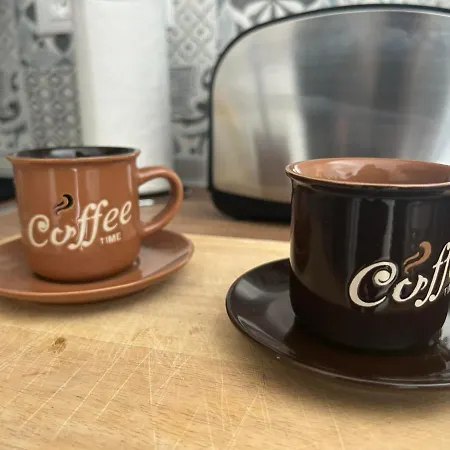 New 45 Renovated Daire Líndos